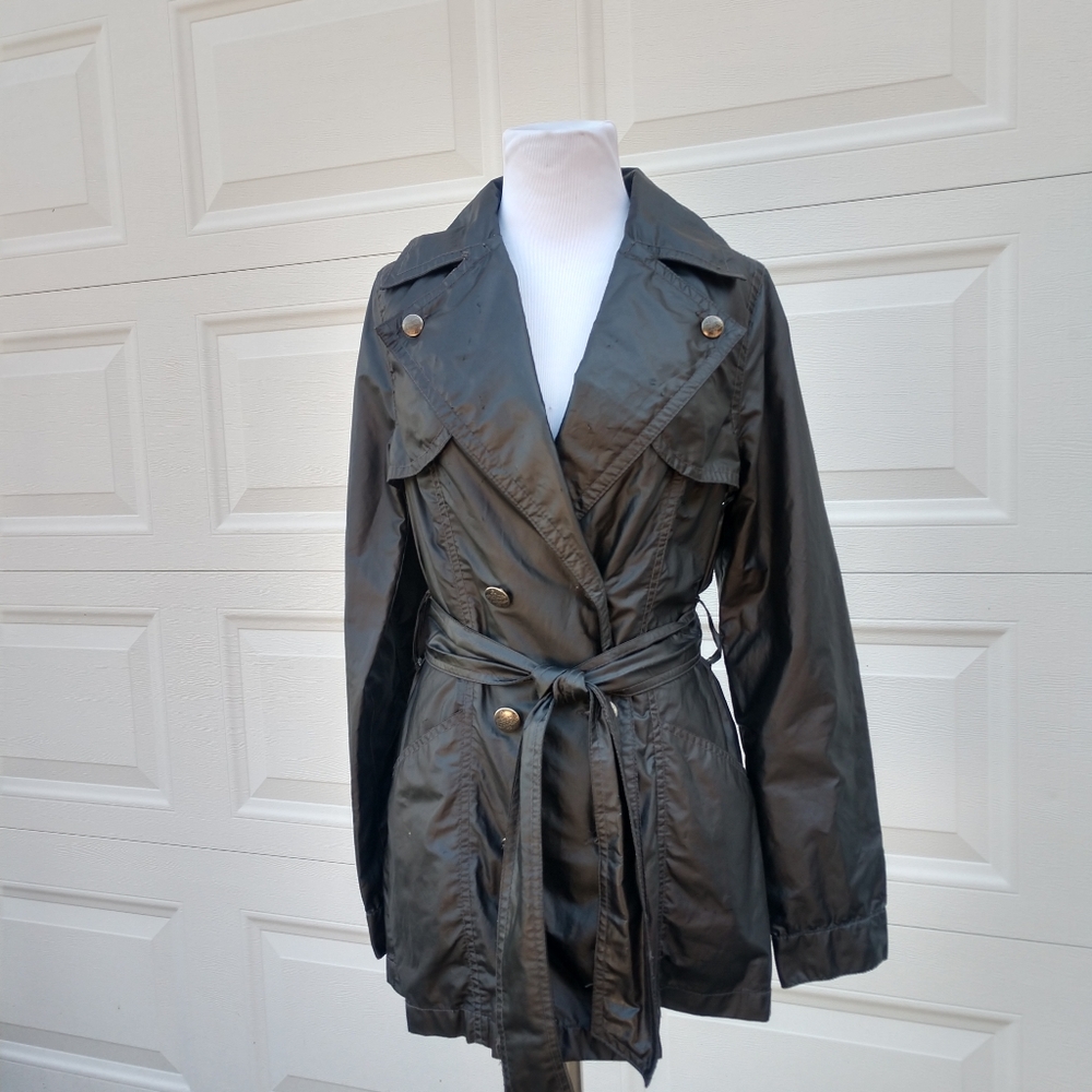 Women's raincoat size small black